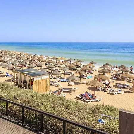 A * Vale do Lobo